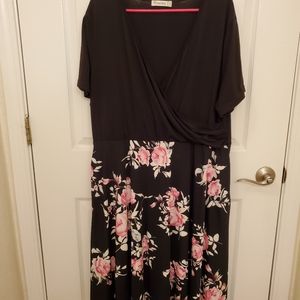 V-neck wrap style top dress with pockets